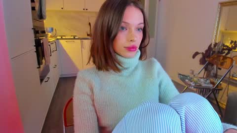 kossie_ online show from February 7, 5:40 pm