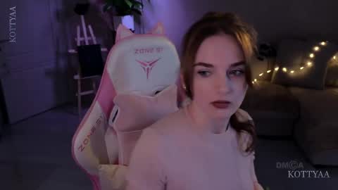 Kottyaa cb FOLLOWING  online show from April 23, 4:42 am