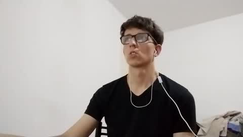 Facu online show from January 3, 12:51 pm