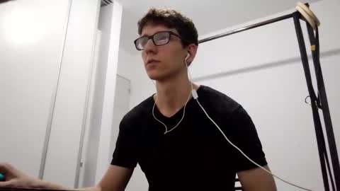 Facu online show from March 3, 12:23 pm