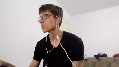 Facu online show from February 15, 6:44 am