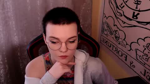 krisneal online show from February 28, 9:13 am