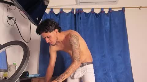 Kriss online show from March 5, 1:25 am