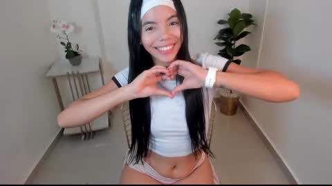 Snapshot of krissi_latore chatting on March 12, 3:40 pm Krisstine online show from March 12, 3:40 pm