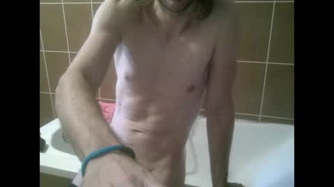 Snapshot of krissifitboy_xxx chatting on December 27, 11:06 am krissifitboy_xxx online show from December 27, 11:06 am