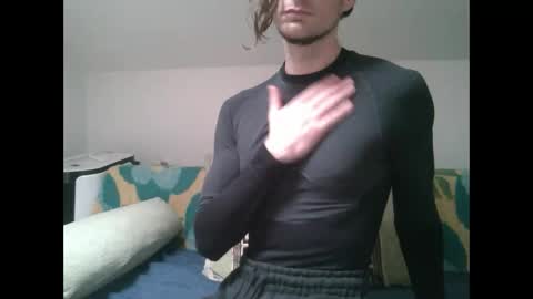 Snapshot of krissifitboy_xxx chatting on December 14, 10:02 am krissifitboy_xxx online show from December 14, 10:02 am