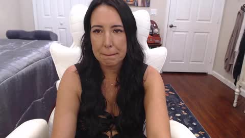 Krissy online show from January 10, 2:33 pm