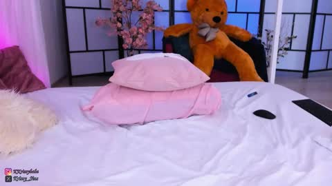 Christina online show from October 14, 7:44 am