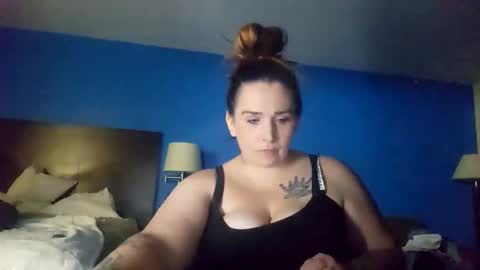 KristalDaddy online show from November 15, 5:53 am