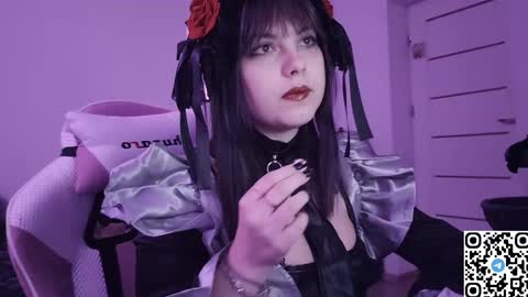 Christie online show from November 19, 10:19 pm