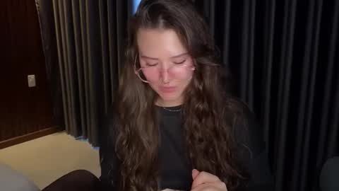 kristiekitty online show from May 16, 10:52 pm