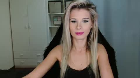 KristineAmore online show from November 13, 4:20 pm