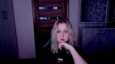 Kristy online show from June 6, 8:26 pm
