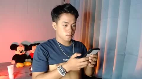 kritthanarkorn online show from June 30, 1:54 pm