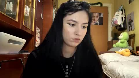 Mira online show from February 11, 8:45 pm