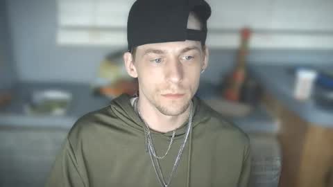 krytiar1992 online show from April 10, 9:36 am