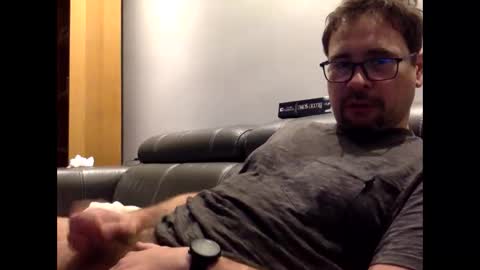 krzysztof1977 online show from February 26, 9:42 pm