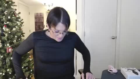 Cait online show from November 22, 3:16 am