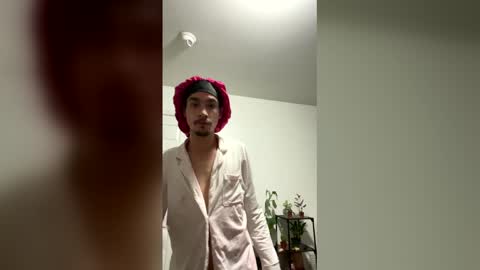 kumndgo_ online show from December 16, 1:57 am