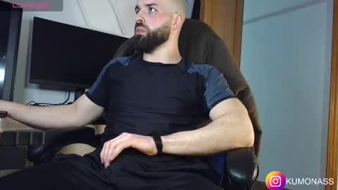 kumonass online show from February 17, 9:00 pm