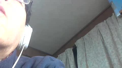 kunio37 online show from January 28, 12:00 pm