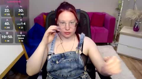 kuri_u online show from March 28, 9:54 am