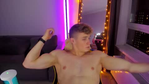 kurt_hanssen online show from October 27, 7:47 pm