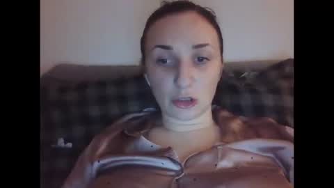 kusia032132 online show from February 13, 9:28 pm