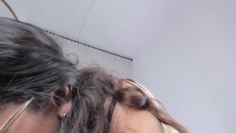 kyany  online show from November 28, 11:39 am