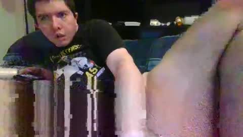 kylevogt2024 online show from April 15, 2:26 am