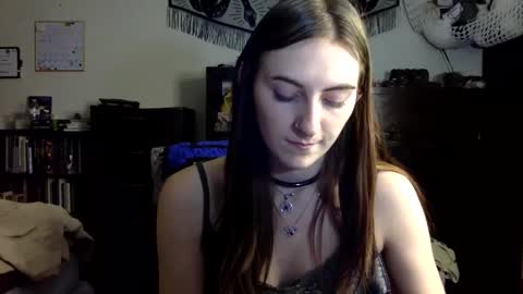 Kylianna online show from March 7, 1:42 am