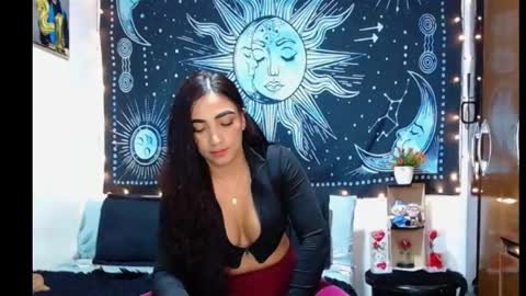 kylie online show from March 5, 10:30 pm