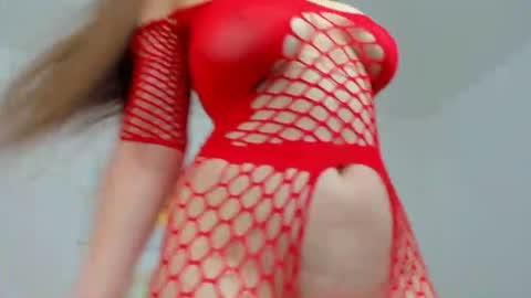 Kylie online show from July 7, 7:40 pm