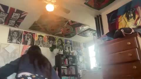 kylie_star30 online show from March 13, 10:35 pm