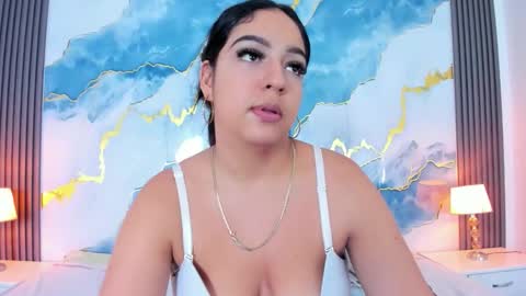 Kaylie And Jhony online show from March 4, 8:28 pm