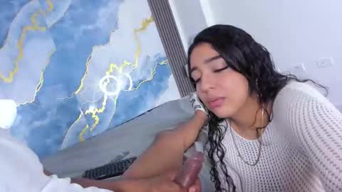 Snapshot of kylieandjhonny chatting on October 3, 9:01 pm Kaylie And Jhony online show from October 3, 9:01 pm