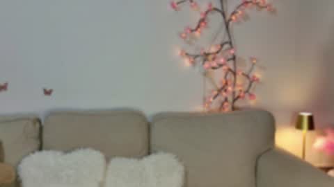 kylieelise online show from July 24, 4:42 am