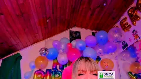   online show from November 19, 2:11 am