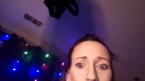 KylieKween online show from November 26, 11:07 am