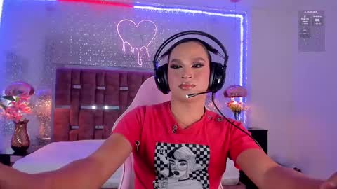 Snapshot of kylievictoria_ chatting on September 21, 5:00 am Kylie online show from September 21, 5:00 am