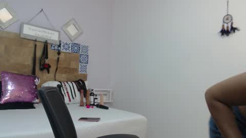 Kylie online show from November 13, 11:02 am