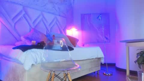 Kyle online show from April 22, 11:28 am