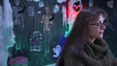 Kyomi online show from October 20, 1:05 pm