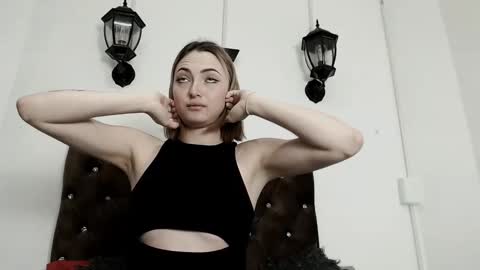 kyra_honey online show from January 10, 2:55 pm