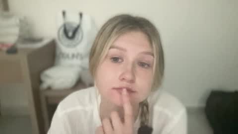 Amanda online show from July 27, 9:34 pm