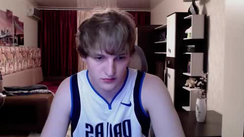 l1onkennedy online show from September 30, 10:31 pm