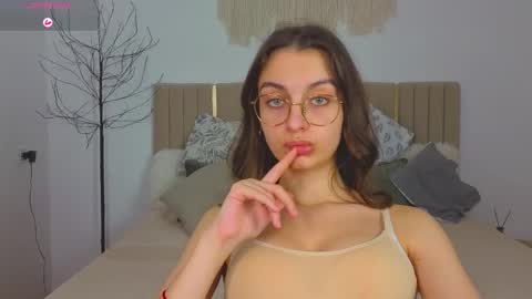 Margo  online show from November 19, 3:22 pm