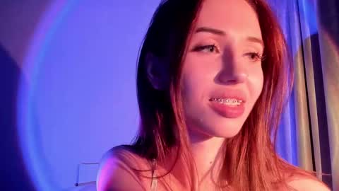 Snapshot of l1tww chatting on January 12, 12:18 am Malika online show from January 12, 12:18 am