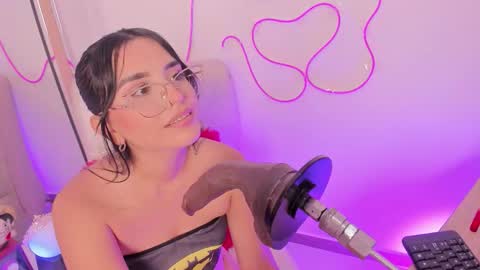 lana  foxx Model  independient online show from February 26, 2:37 am