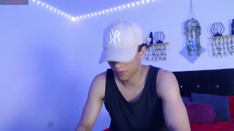 labrinthteasing online show from April 18, 8:42 pm